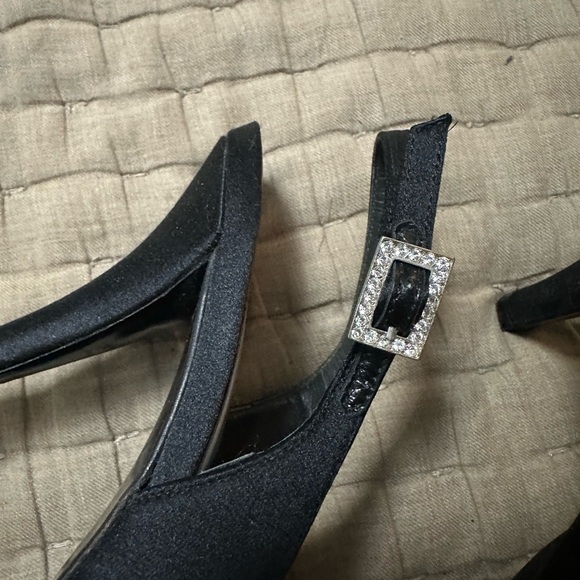 Stuart Weitzman Evening Shoe - Picture 6 of 8